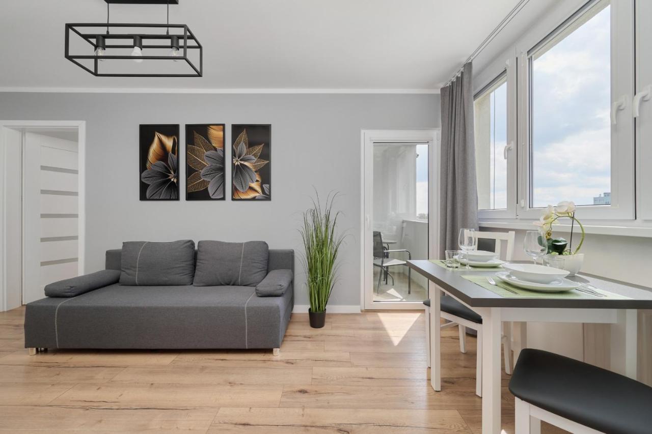 Apartament Studzienna Wroclaw By Noclegi Renters Exterior photo
